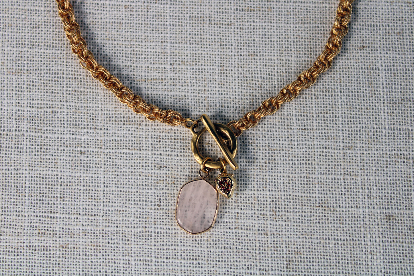 Rosé with Fraises Necklace